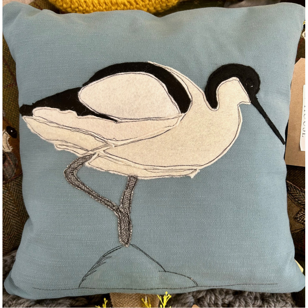 th64___avocet_cushion